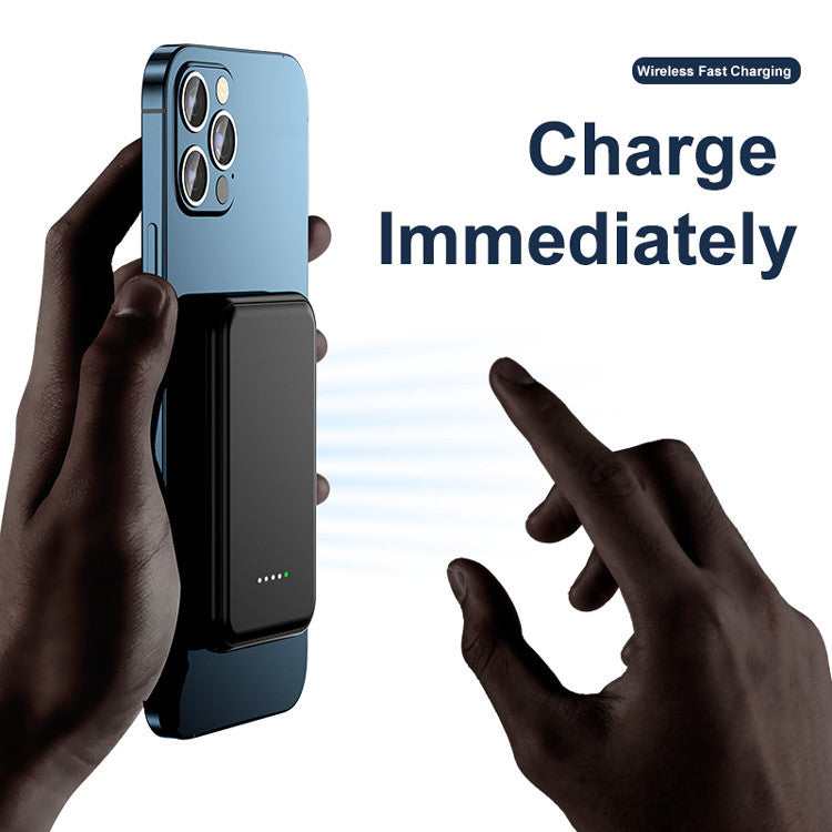 Magnetic Mini Power Bank: Compact Wireless Charging On-The-Go